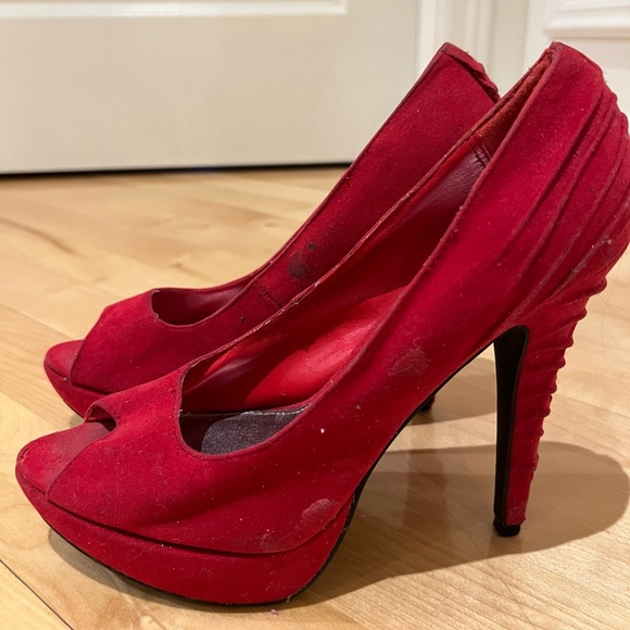 Charlotte Russe open toe red heels - Picture 4 of 6